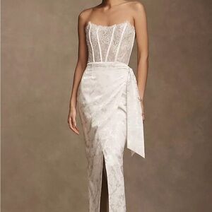 V. Chapman Strapless White Lace Dress